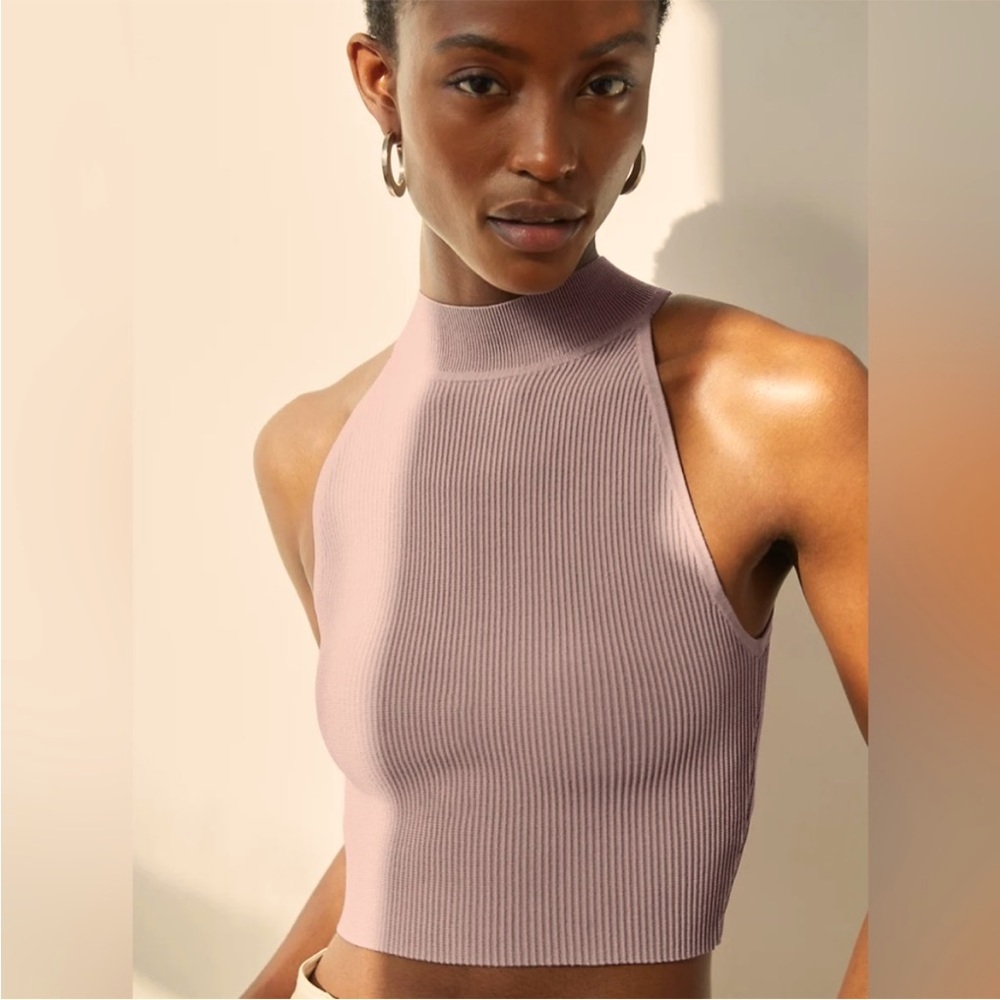 NWT Aritzia Sculpt Knit Halter Top